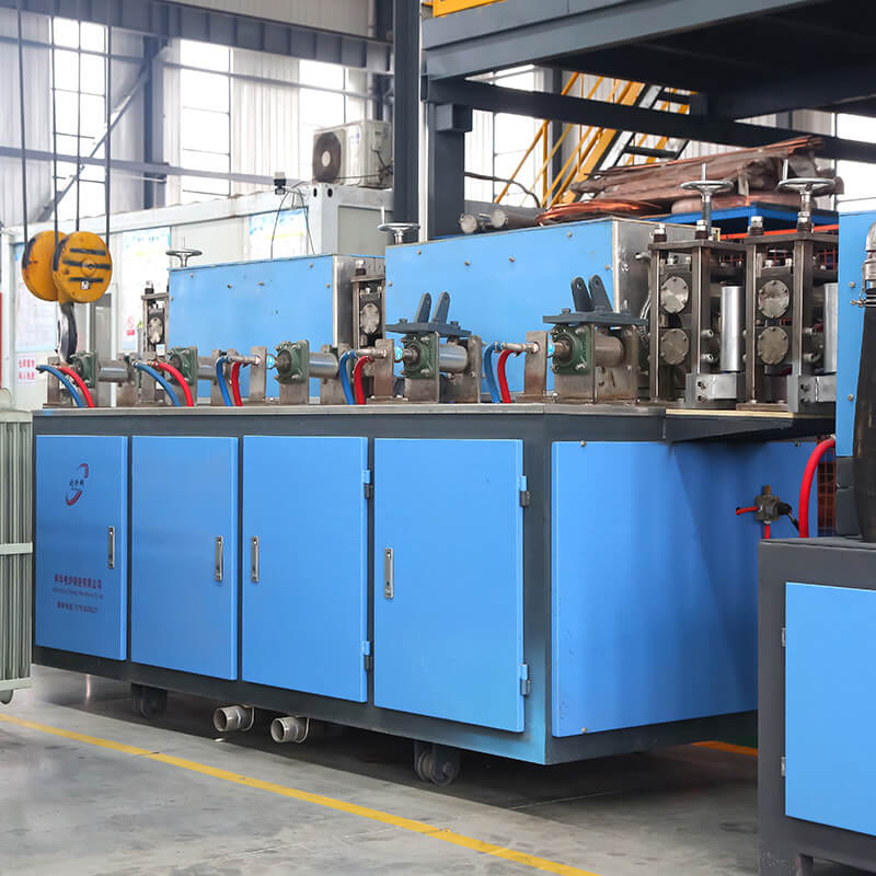 Energy-saving induction heating furnace
